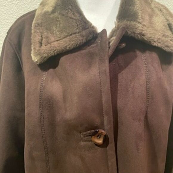 NWOT Appleseed's Brown 100 Polyester Brown Coat Size L - Picture 2 of 14